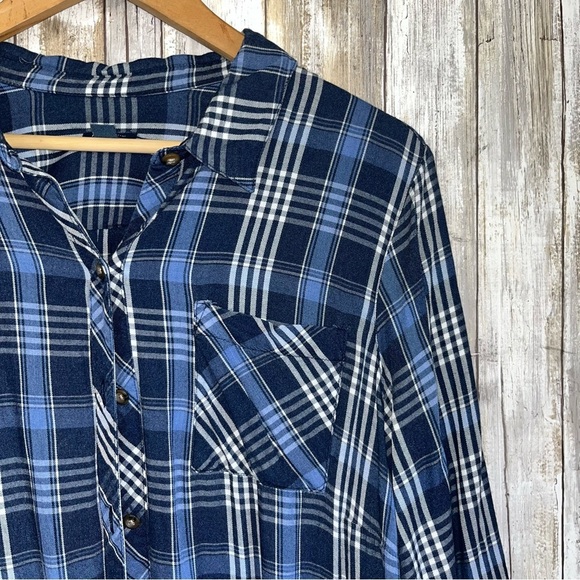 J. Jill Denim Blue Plaid Button Down - Picture 3 of 6